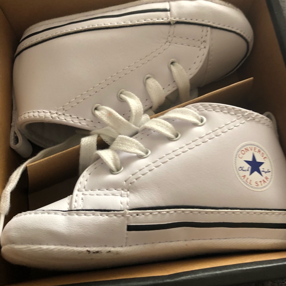 Converse bundle 4c